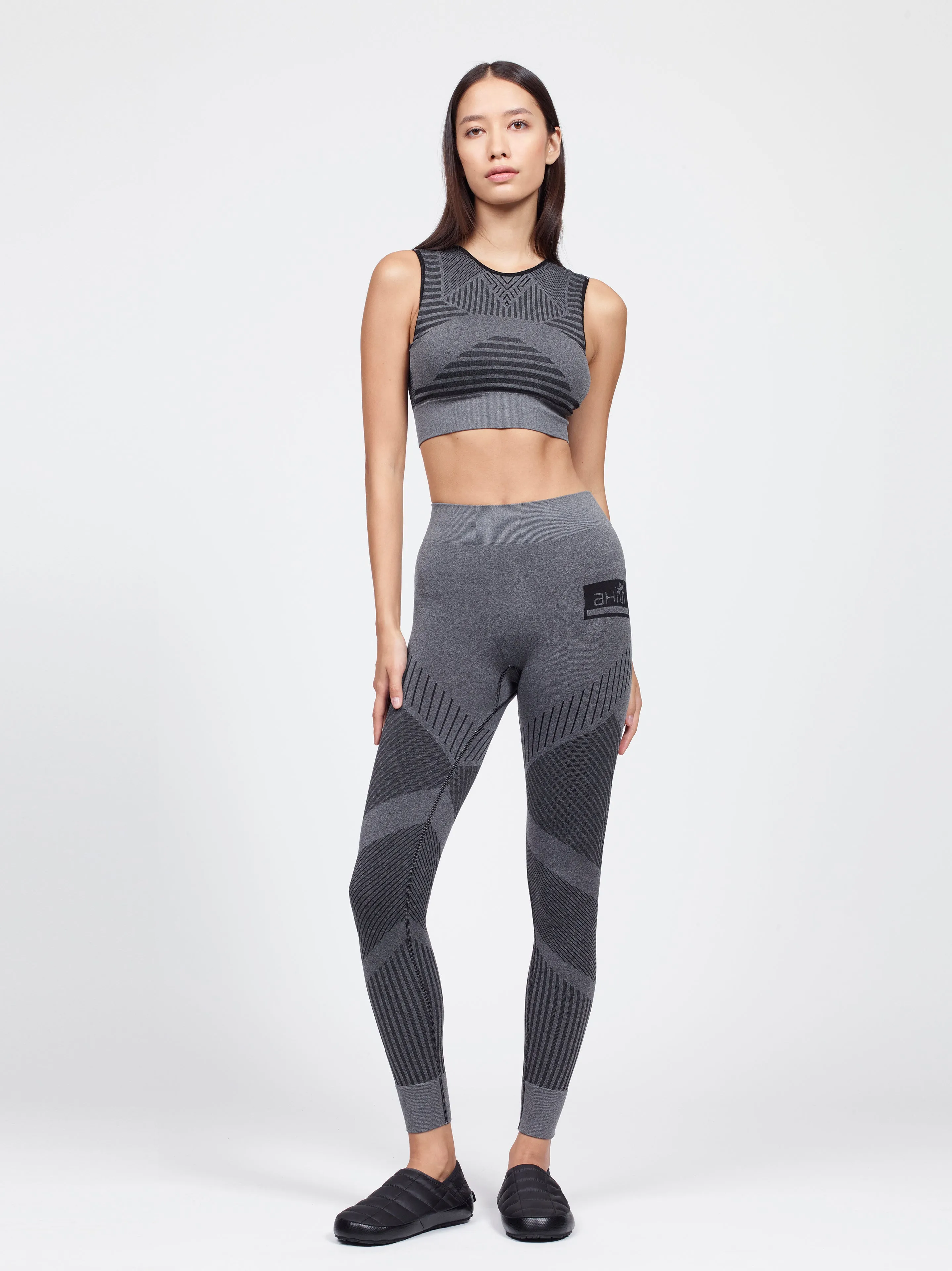 Bare Back Bra with Flow Legging