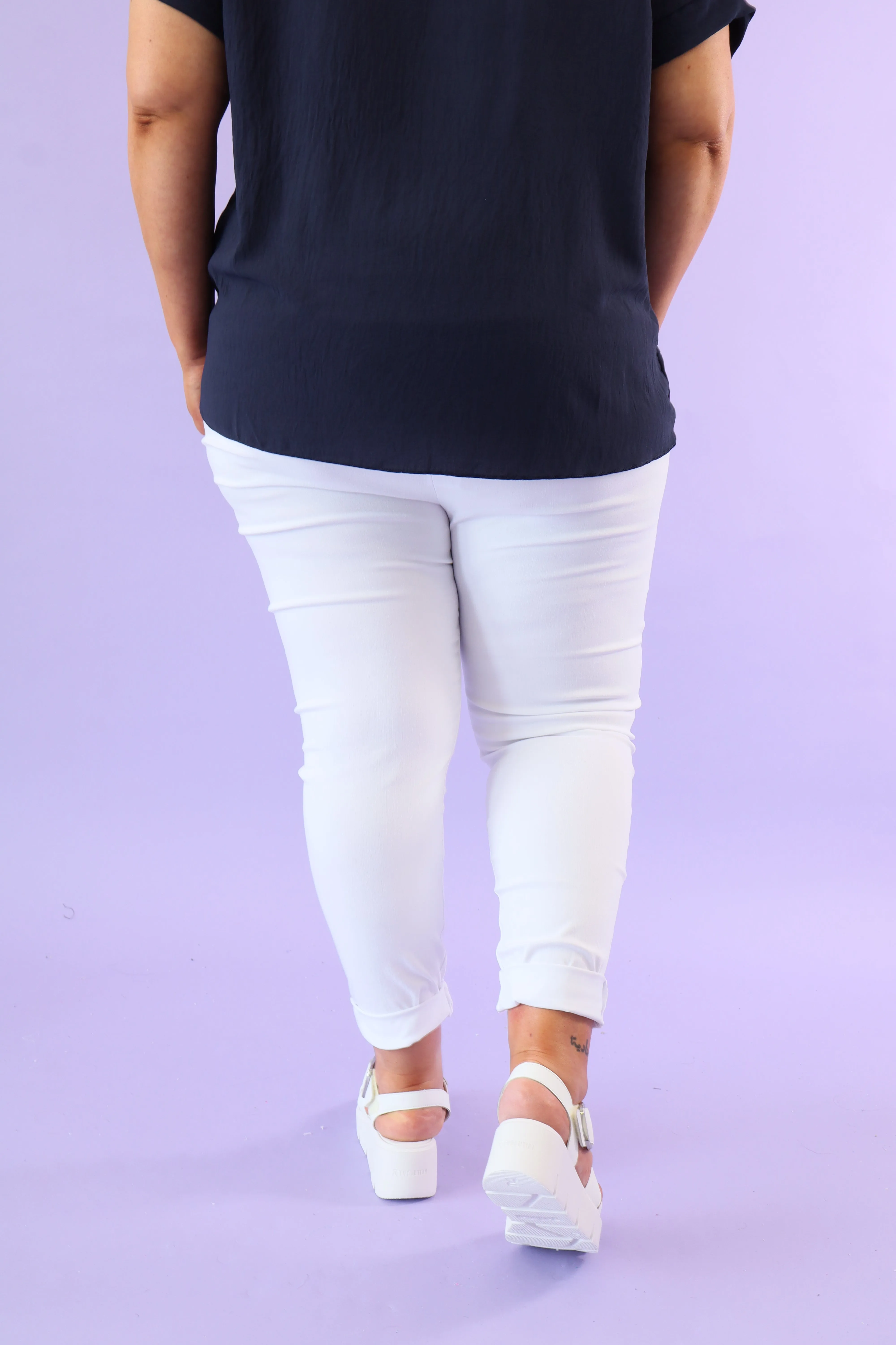 Elegant White Heidi Joggers - Comfortable & Stylish Activewear for Everyday Wear