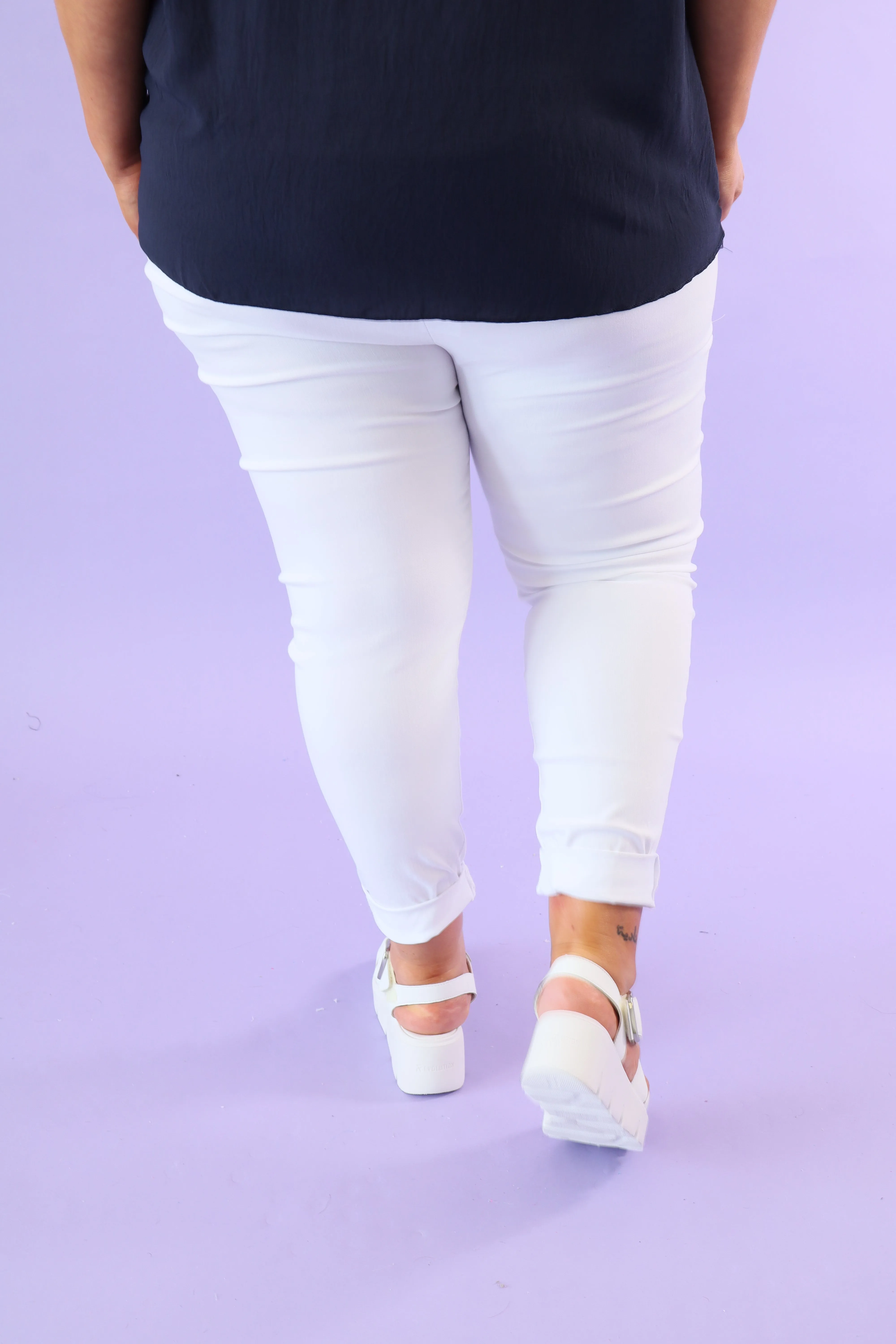 Elegant White Heidi Joggers - Comfortable & Stylish Activewear for Everyday Wear