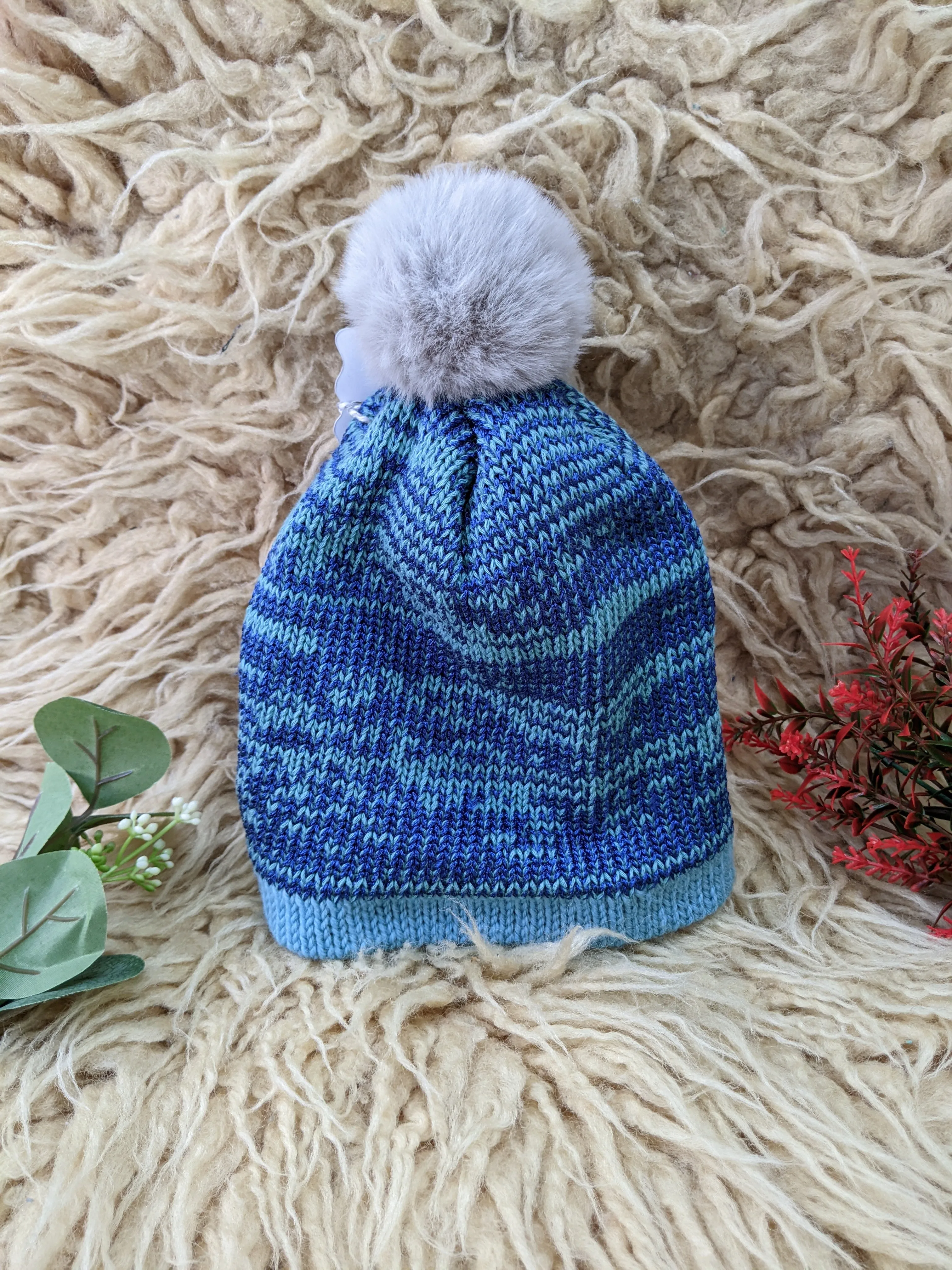 Kids Hats 2-4yrs knitted wool mixed colour & designs (see listing)